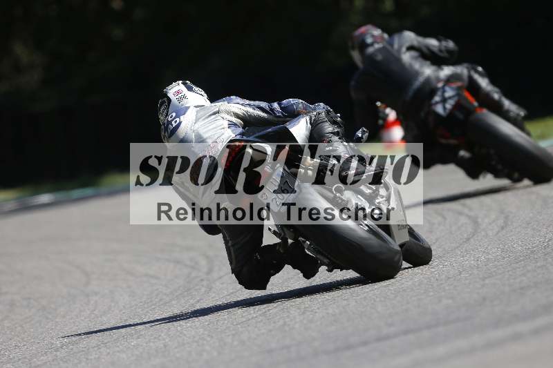 /43 08.08.2025 Discover the Bike ADR/Race 3 rot/403